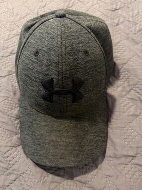 Under Armour Gray Heather Stretch-Fit Hat